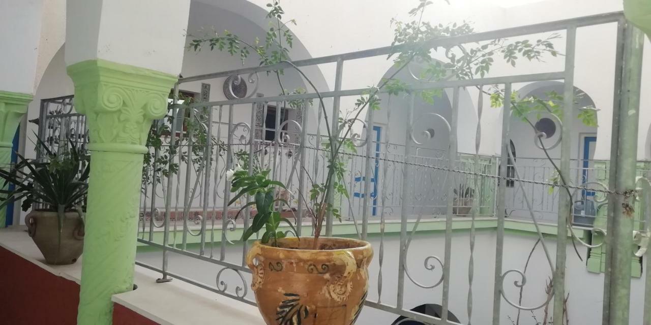 L'Hirondelle De Kelibia : Chez Amou Hotel Luaran gambar